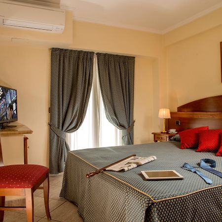 Marini Park Hotel Castel di Leva Esterno foto