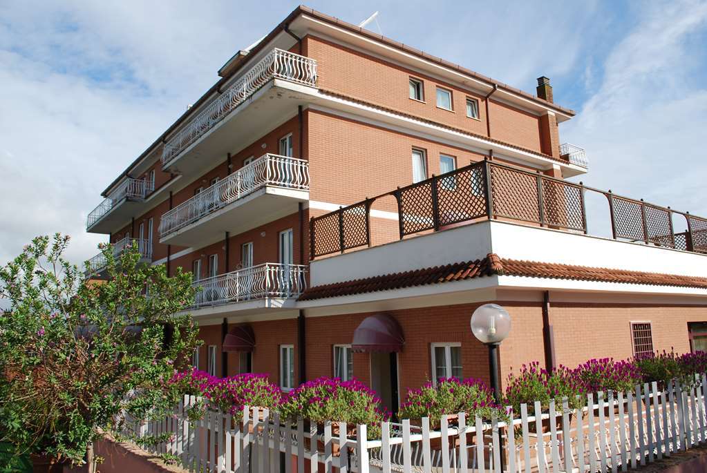 Marini Park Hotel Castel di Leva Esterno foto