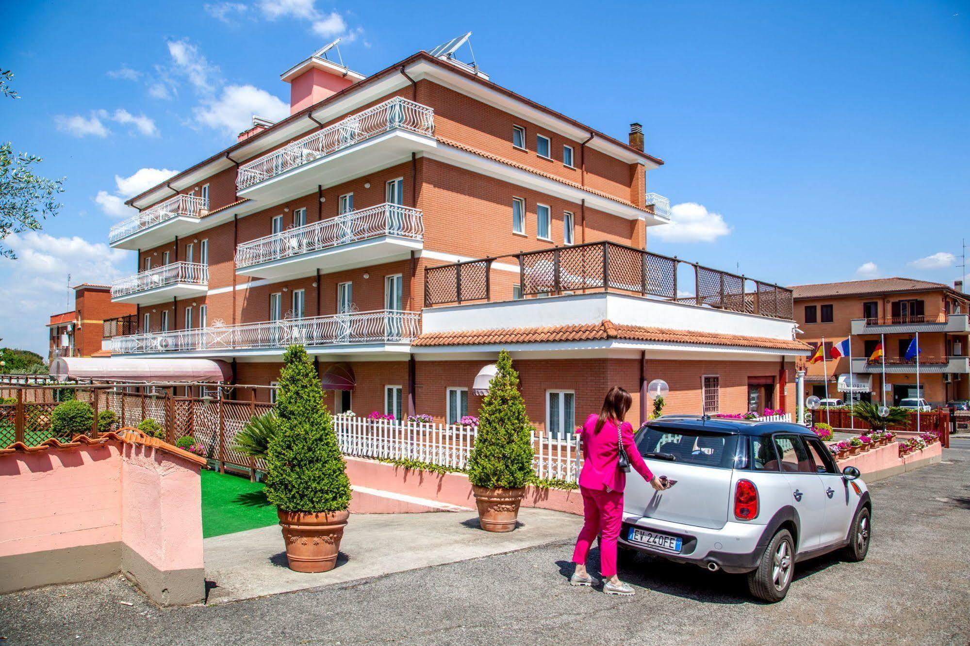 Marini Park Hotel Castel di Leva Esterno foto