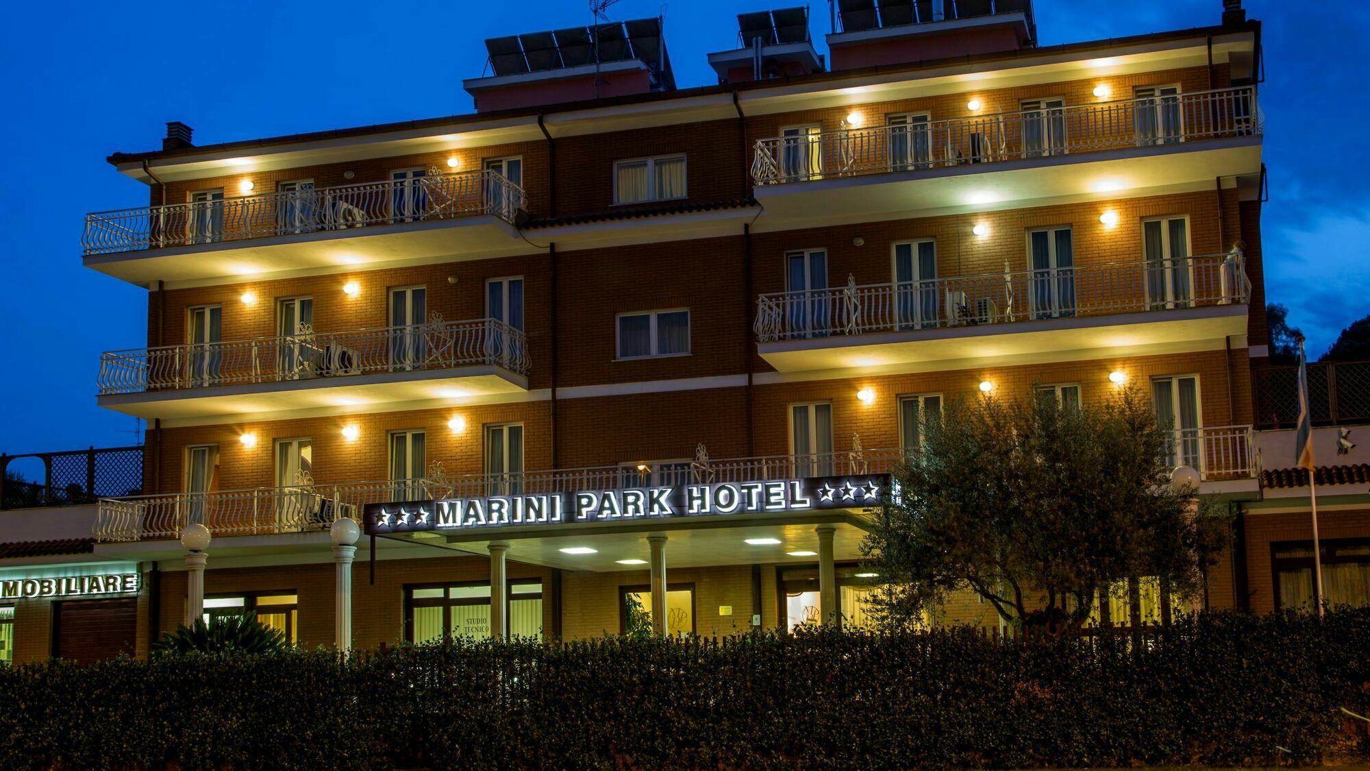 Marini Park Hotel Castel di Leva Esterno foto